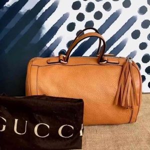 SOLD ON ♏️. Gucci leather Boston Soho